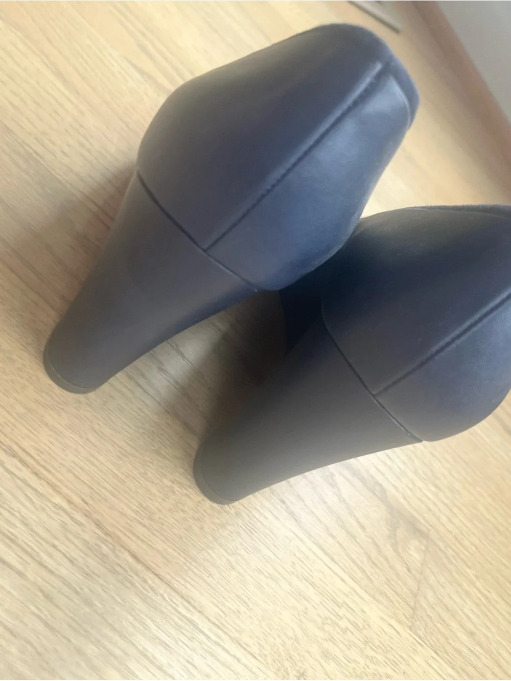 Nine West Women's Navy Pointed-Toe wedge heels - suede / leather combo